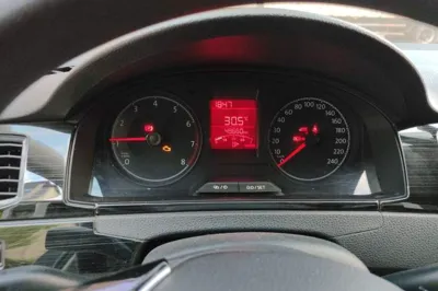 Volkswagen Santana 2021, 49600 км, за 38517.81 CNY - фото 11