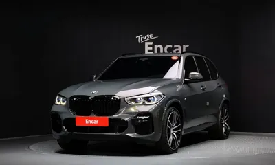 BMW X5 · 2023 год