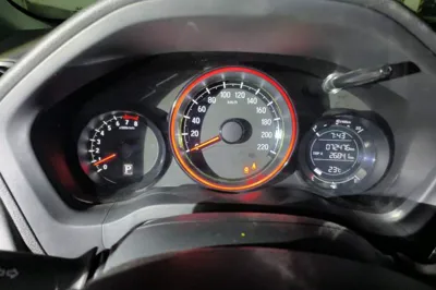 Honda XR-V 2017, 72400 км, за 59741.29 CNY - фото 12