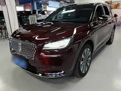 Lincoln Corsair · 2022 год
