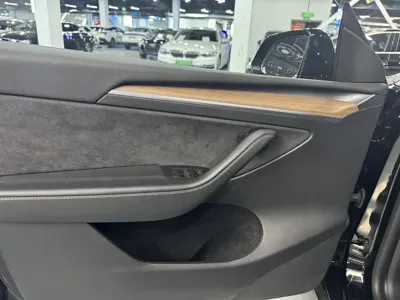 Tesla Model Y 2021, 52000 км, за 79800 CNY - фото 8
