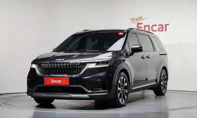Kia Canival · 2023 год