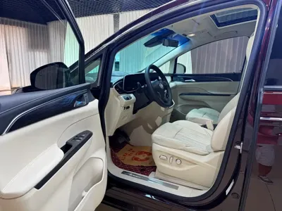 Buick GL8 2020, 140000 км, за 146000 CNY - фото 8