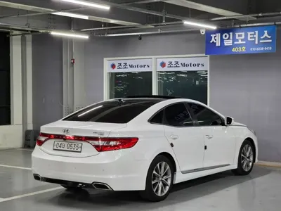 Hyundai Grandeur 2016, 228100 км, за 6190000 KRW