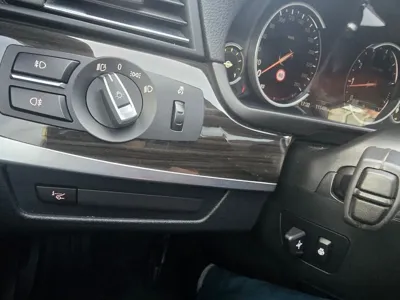 BMW 5-Series 2015, 115470 км, за 8950000 KRW - фото 16