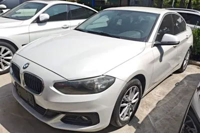 BMW 1 Series 2017, 90500 км, за 56308.9 CNY - фото 1