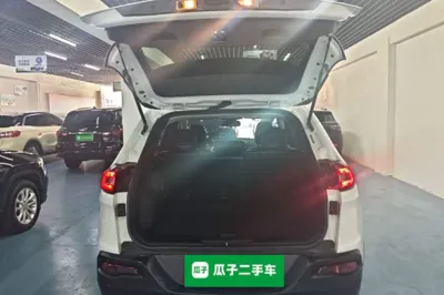 Jeep Cherokee 2017, 70200 км, за 52419.14 CNY - фото 27