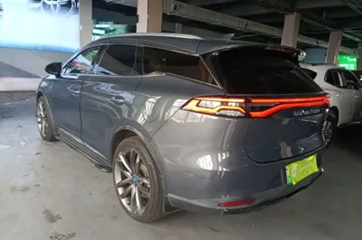 BYD Tang New Energy 2018, 91800 км, за 74138.65 CNY