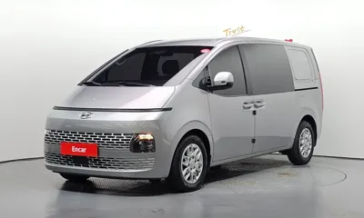 Hyundai Staria · 2022 год
