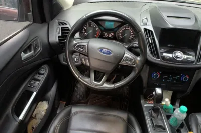 Ford Kuga 2017, 119100 км, за 38374.54 CNY - фото 10