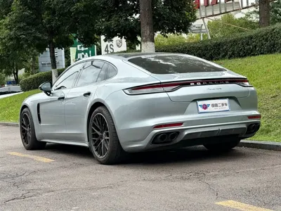 Porsche Panamera 2021, 68000 км, за 508000 CNY