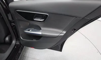 Mercedes-Benz C-Class 2023, 53911 км, за 40500000 KRW - фото 25