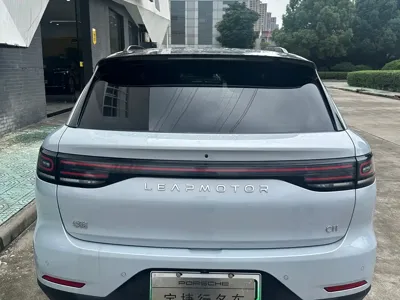 Leapmotor Leapmotor C11 2025, 12900 км, за 126900 CNY