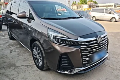 Buick GL8 2023, 109300 км, за 136115.74 CNY