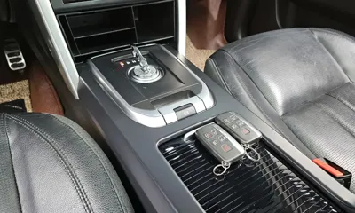 Land Rover Discovery Sport 2017, 158721 км, за 8990000 KRW - фото 9