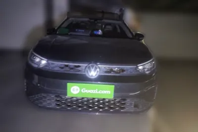 Volkswagen Lavida 2023, 53300 км, за 65208.7 CNY
