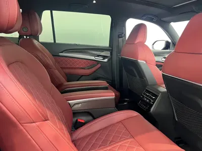 Audi Q6 2025, 5300 км, за 368000 CNY - фото 17