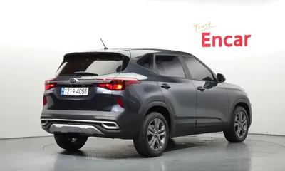 Kia Seltos 2022, 25636 км, за 18900000 KRW