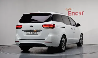 Kia Canival 2016, 157757 км, за 8500000 KRW