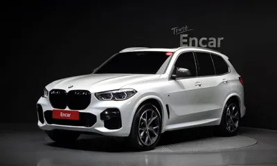 BMW X5 · 2022 год