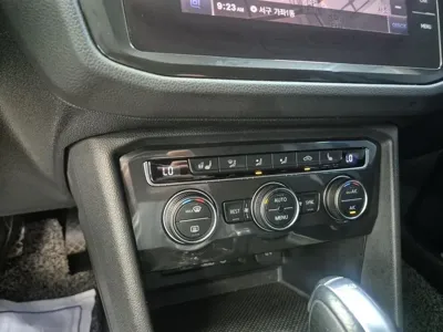 Volkswagen Tiguan 2018, 157713 км, за 20100000 KRW - фото 14