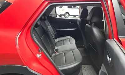 Kia Stonic 2018, 87415 км, за 7500000 KRW - фото 11