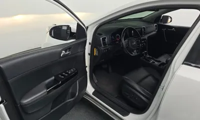 Kia Sportage 2018, 93888 км, за 12900000 KRW - фото 10