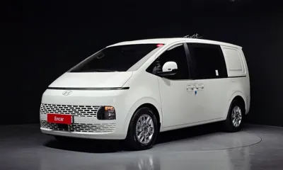 Hyundai Staria · 2025 год