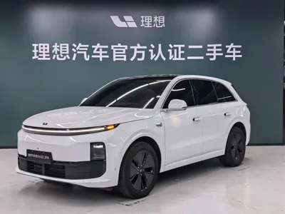 Li Auto Li L6 · 2024 год