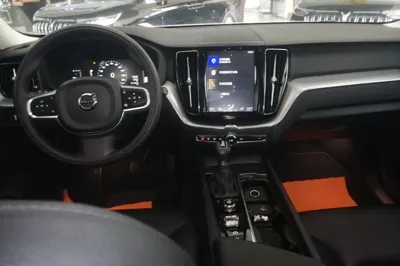 Volvo XC60 2019, 91800 км, за 117618.46 CNY - фото 12