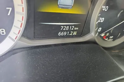 Nissan Navara 2019, 72800 км, за 67677.86 CNY - фото 11