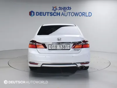 Honda Accord 2017, 140089 км, за 9700000 KRW