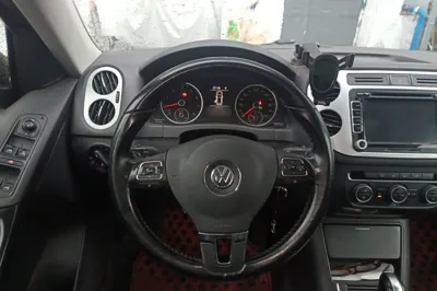 Volkswagen Tiguan 2016, 114200 км, за 42895.19 CNY - фото 10