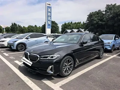 BMW 5 Series · 2022 год