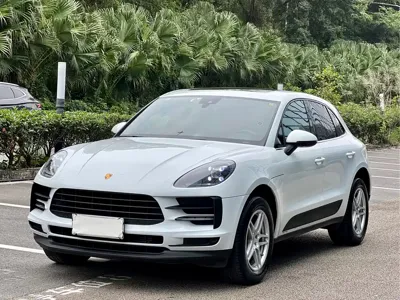 Porsche Macan · 2021 год