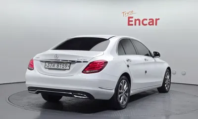 Mercedes-Benz C-Class 2015, 70603 км, за 14500000 KRW