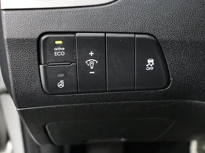 Hyundai Avante 2014, 122016 км, за 3330000 KRW - фото 12
