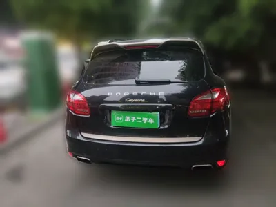 Porsche Cayenne · 2014 год