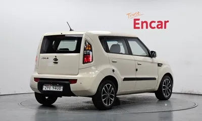 Kia Soul 2010, 109100 км, за 3500000 KRW
