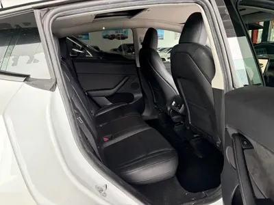Tesla Model Y 2023, 48000 км, за 158800 CNY - фото 6
