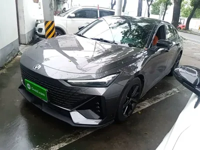 Changan UNI-V · 2022 год