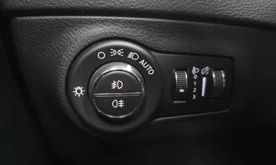 Jeep Compass 2019, 57401 км, за 13900000 KRW - фото 18