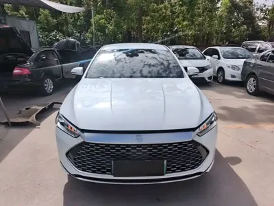 BYD Qin Plus 2025, 18000 км, за 56900 CNY