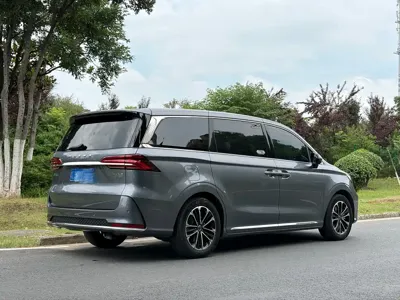 Roewe iMAX8 2021, 85000 км, за 79800 CNY