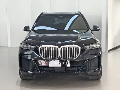 BMW X5 2025, 19000 км, за 528000 CNY