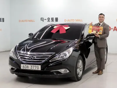 Hyundai Sonata · 2013 год