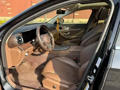 Mercedes-Benz E-Class 2020, 105000 км, за 226800 CNY