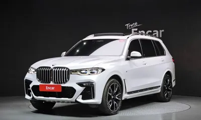 BMW X7 · 2022 год