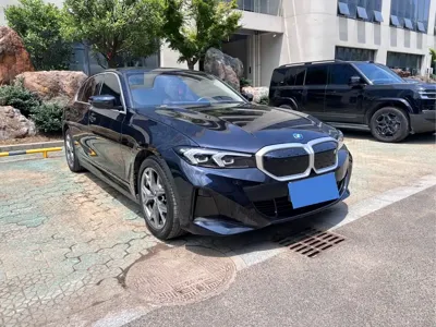 BMW i3 2023, 28000 км, за 108800 CNY