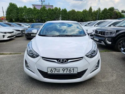 Hyundai Avante 2016, 64000 км, за 7700000 KRW